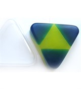 Треугольник форма пластиковая